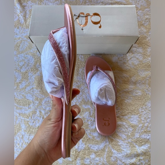 Pink sandals - Picture 4 of 9